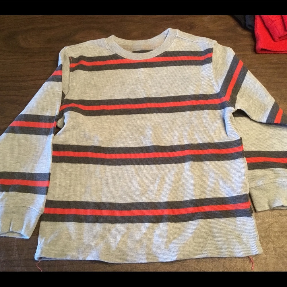 GAP long sleeve shirt Sz S 6-7 gray red